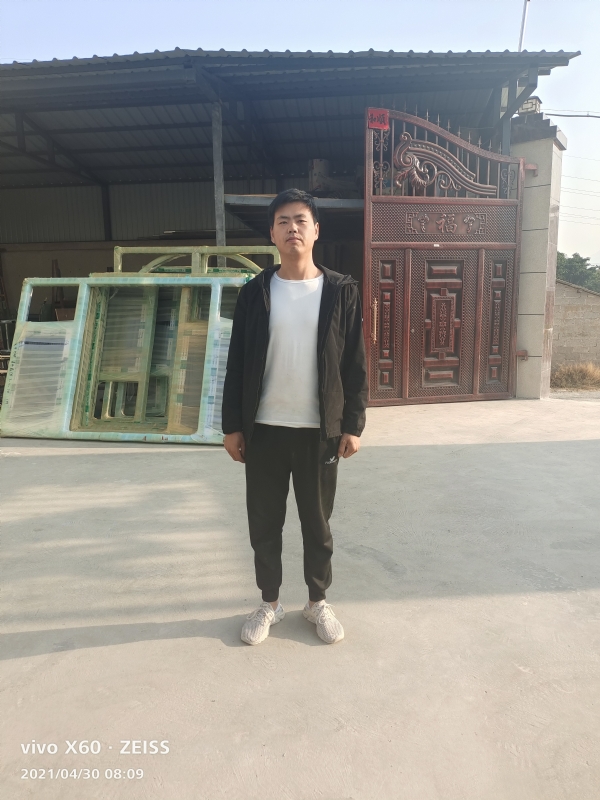 寂寞沙洲冷的第一张照片--宾川闪婚服务中心
